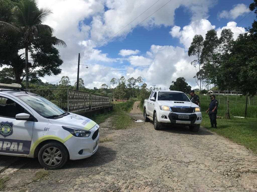 Camacã: Prefeitura reforça barreiras em entradas da cidade

